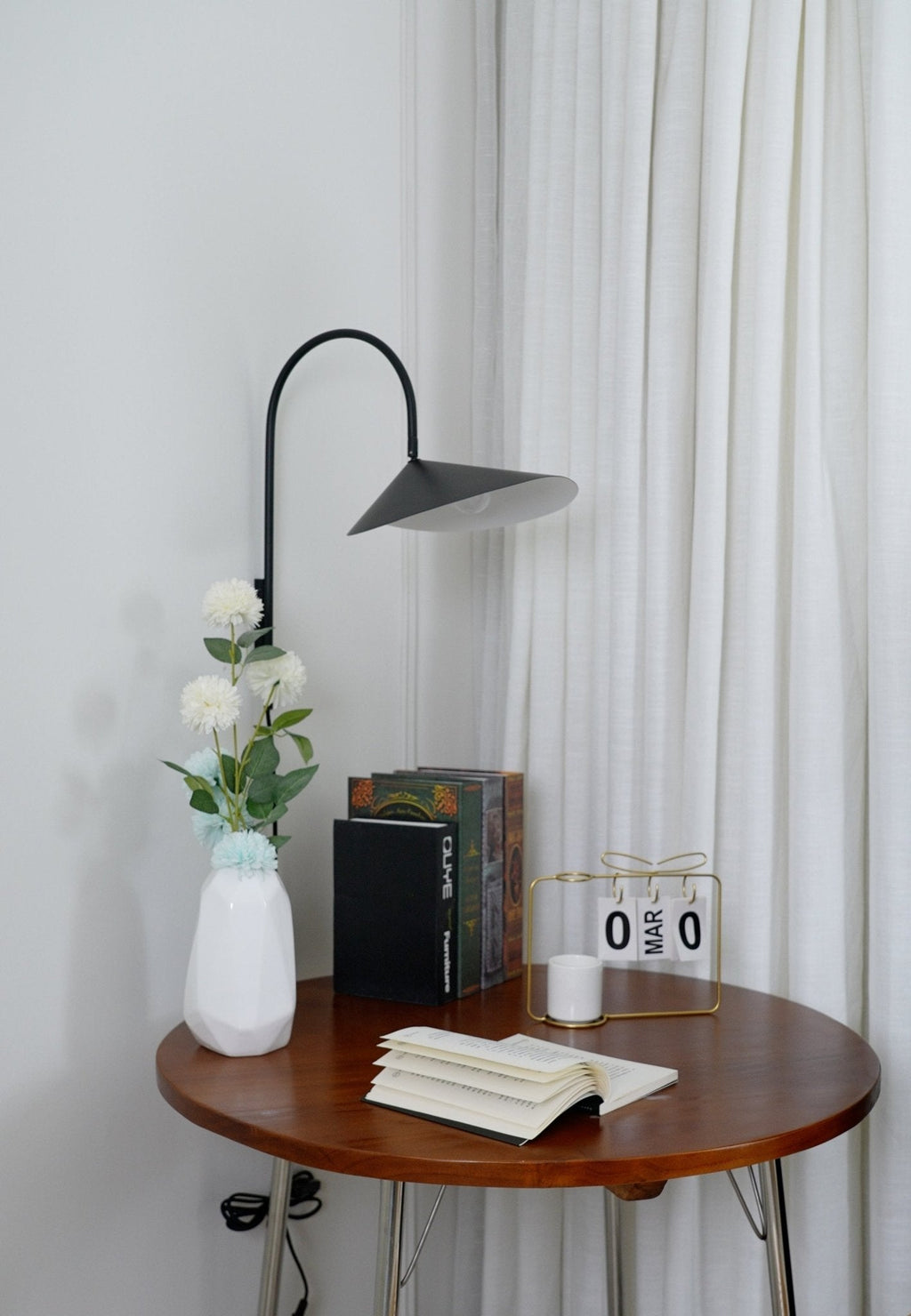 Alocasia Swivel Wall Light
