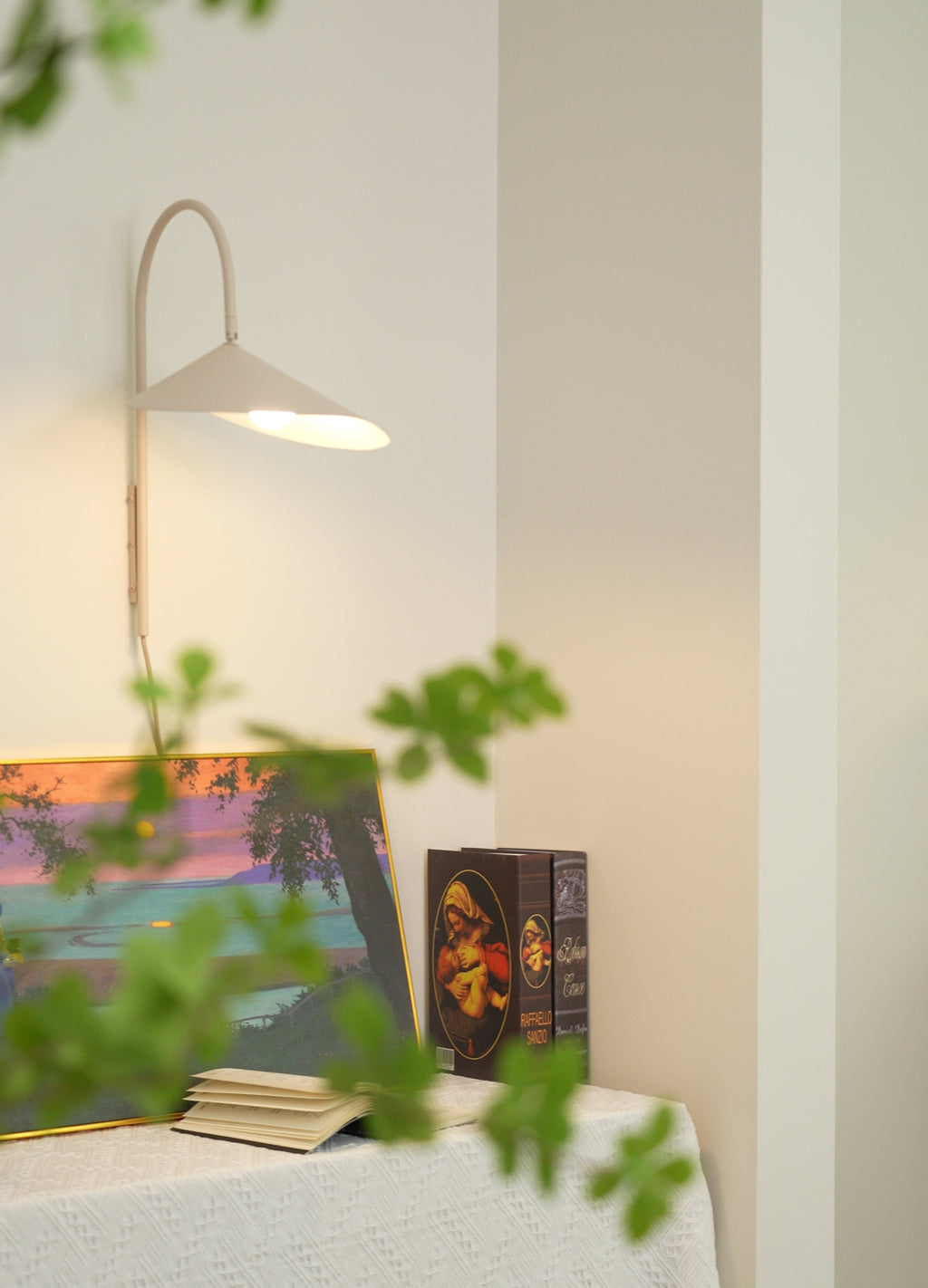 Alocasia Swivel Wall Light