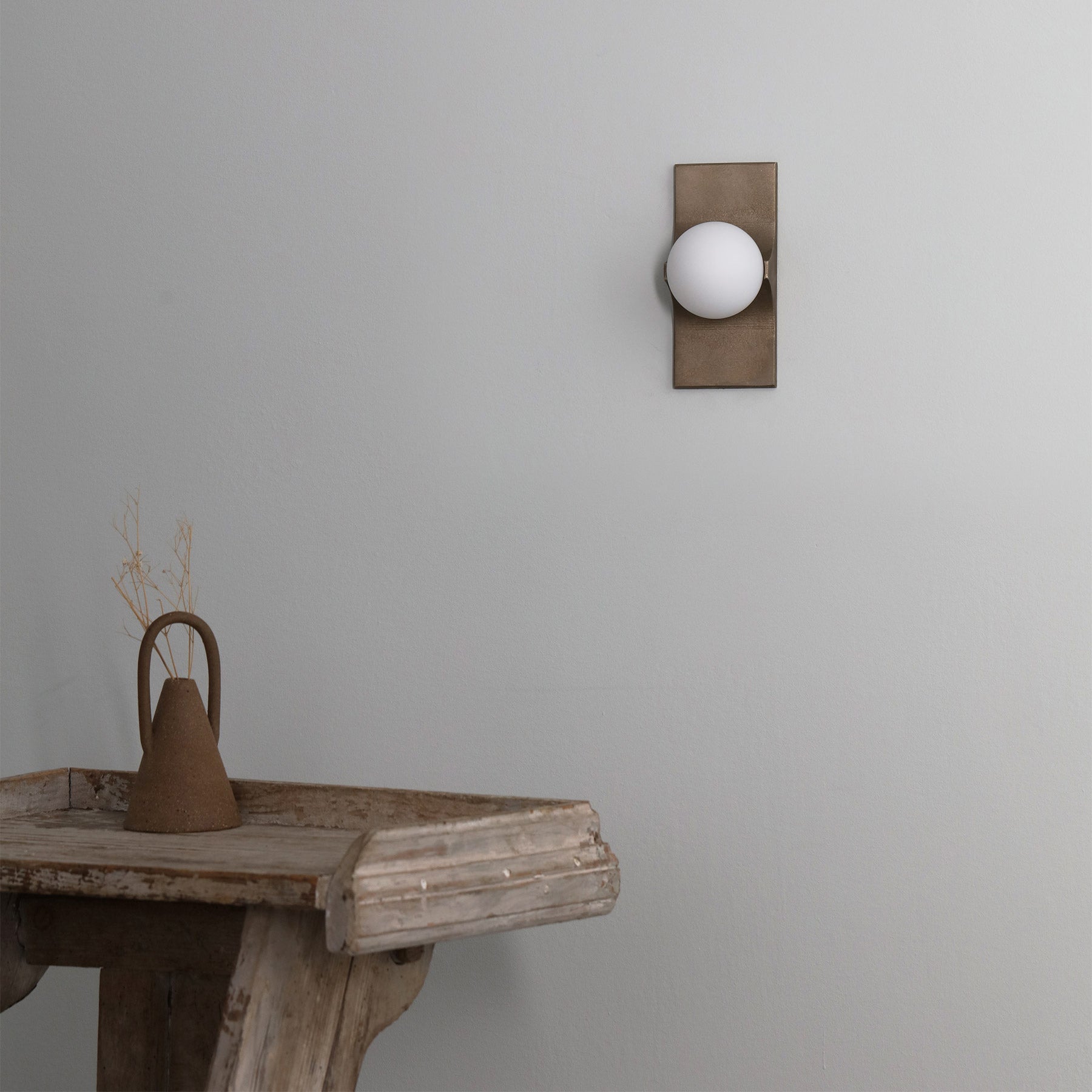 Bridge Wall Lamp