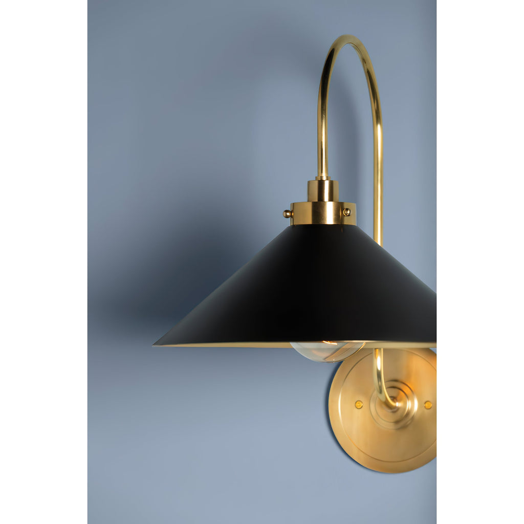 Clivedon Wall Lamp
