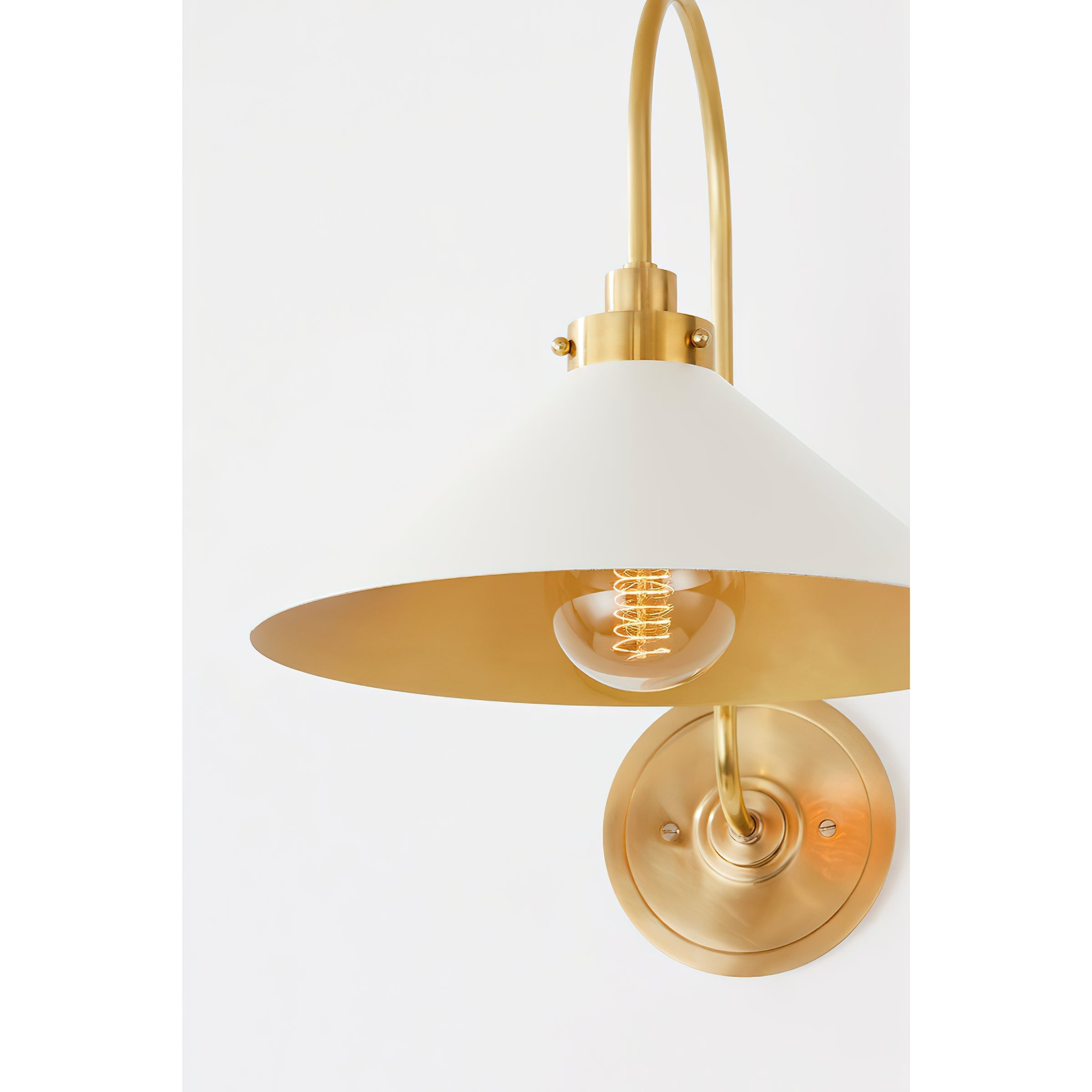 Clivedon Wall Lamp