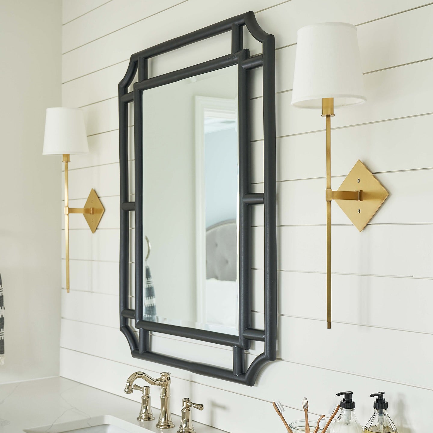 Cortland Wall Lamp