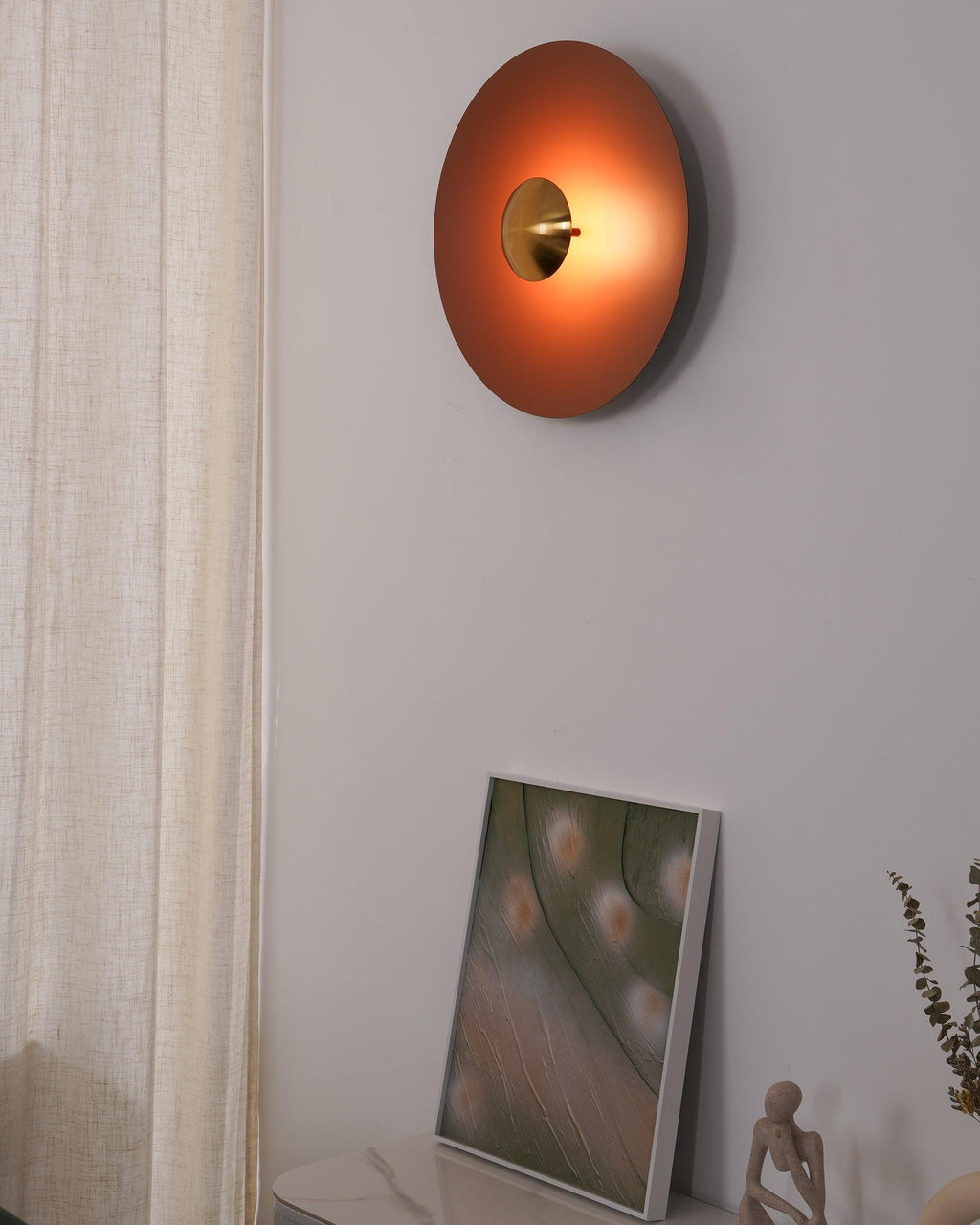 Simplicity Glow Plug-in Wall Light