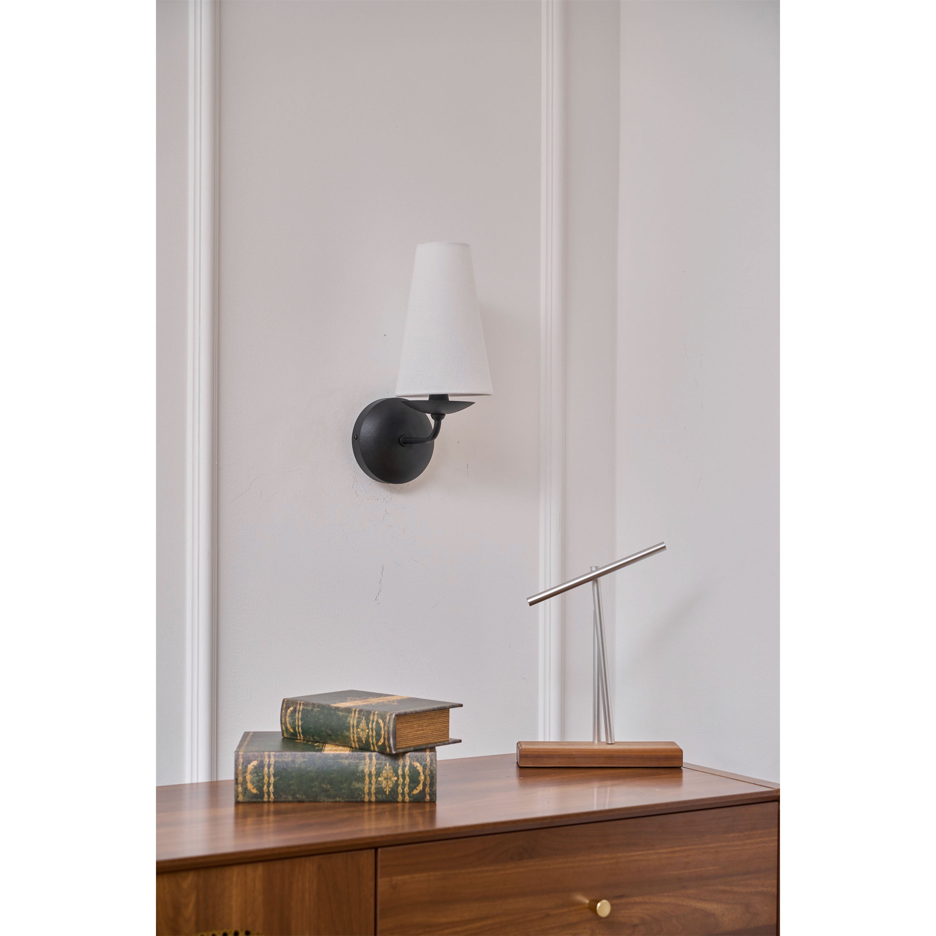 Marcel Wall Lamp