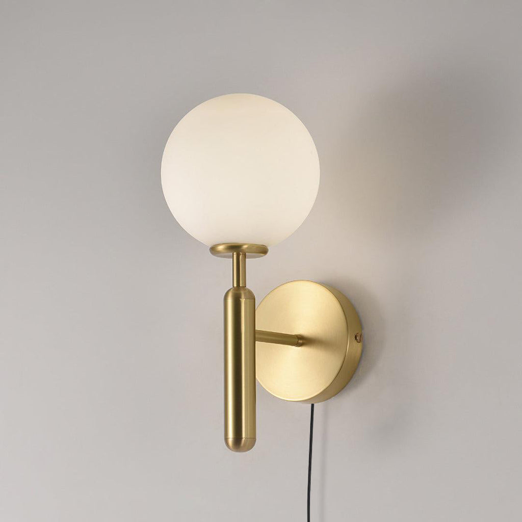 Nordica Plug-in Wall Lamp