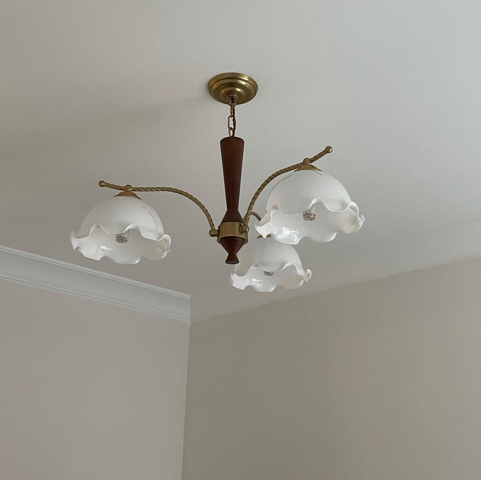 Milky Flower Chandelier
