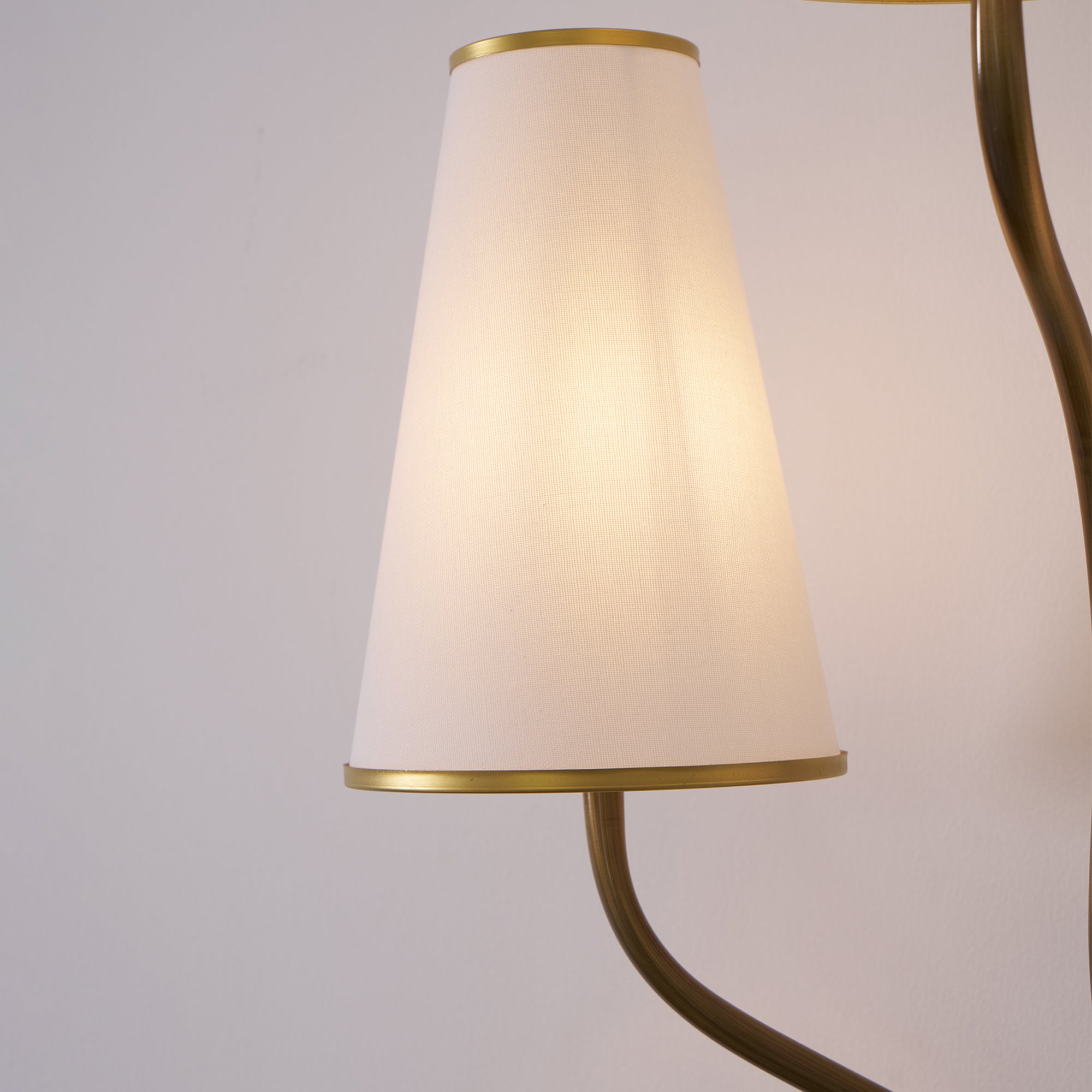 Montreuil Wall Lamp