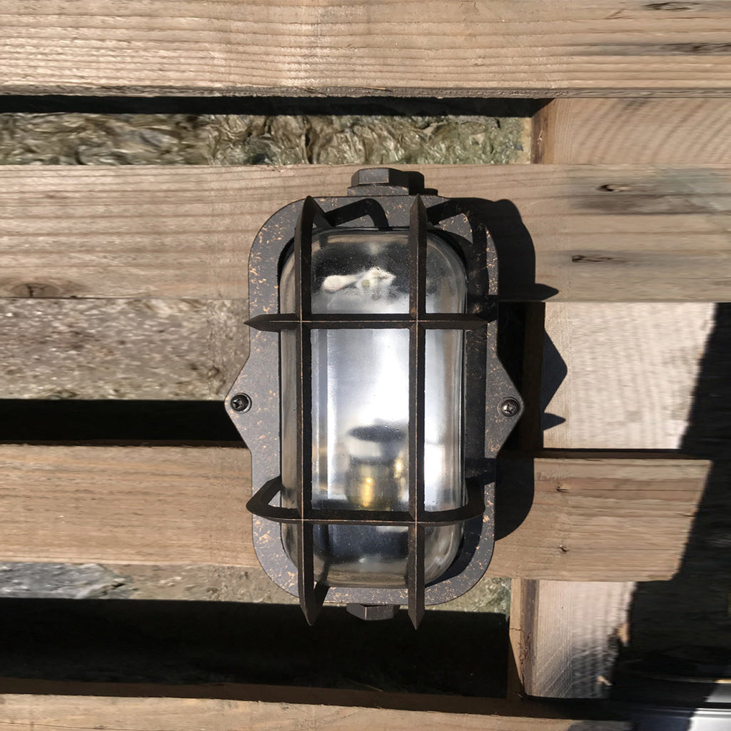 Hamilton Wall Light