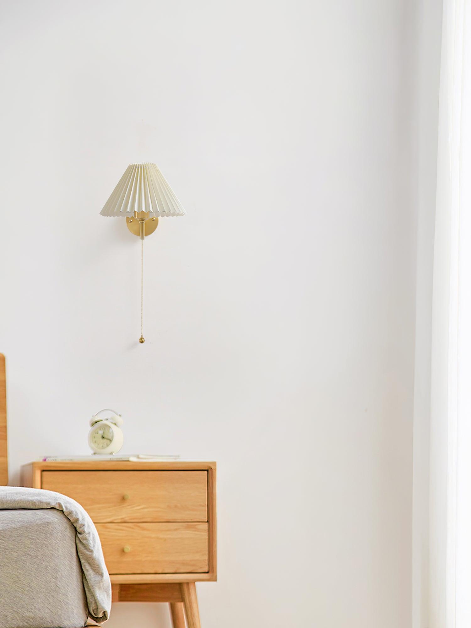 Pleated Wall Lamp