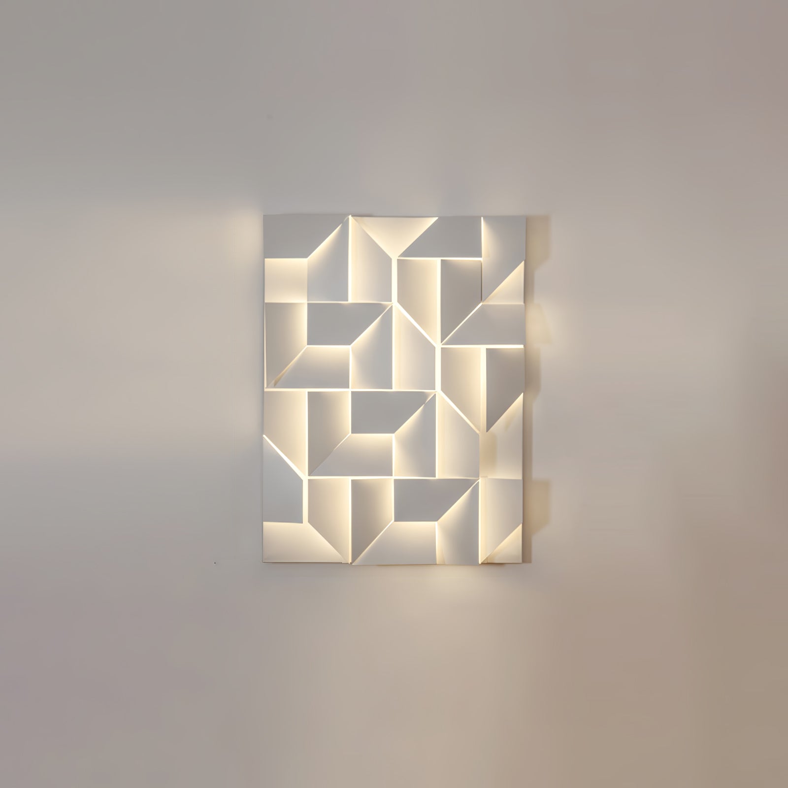 Shadows Grand Plug-in Sconce