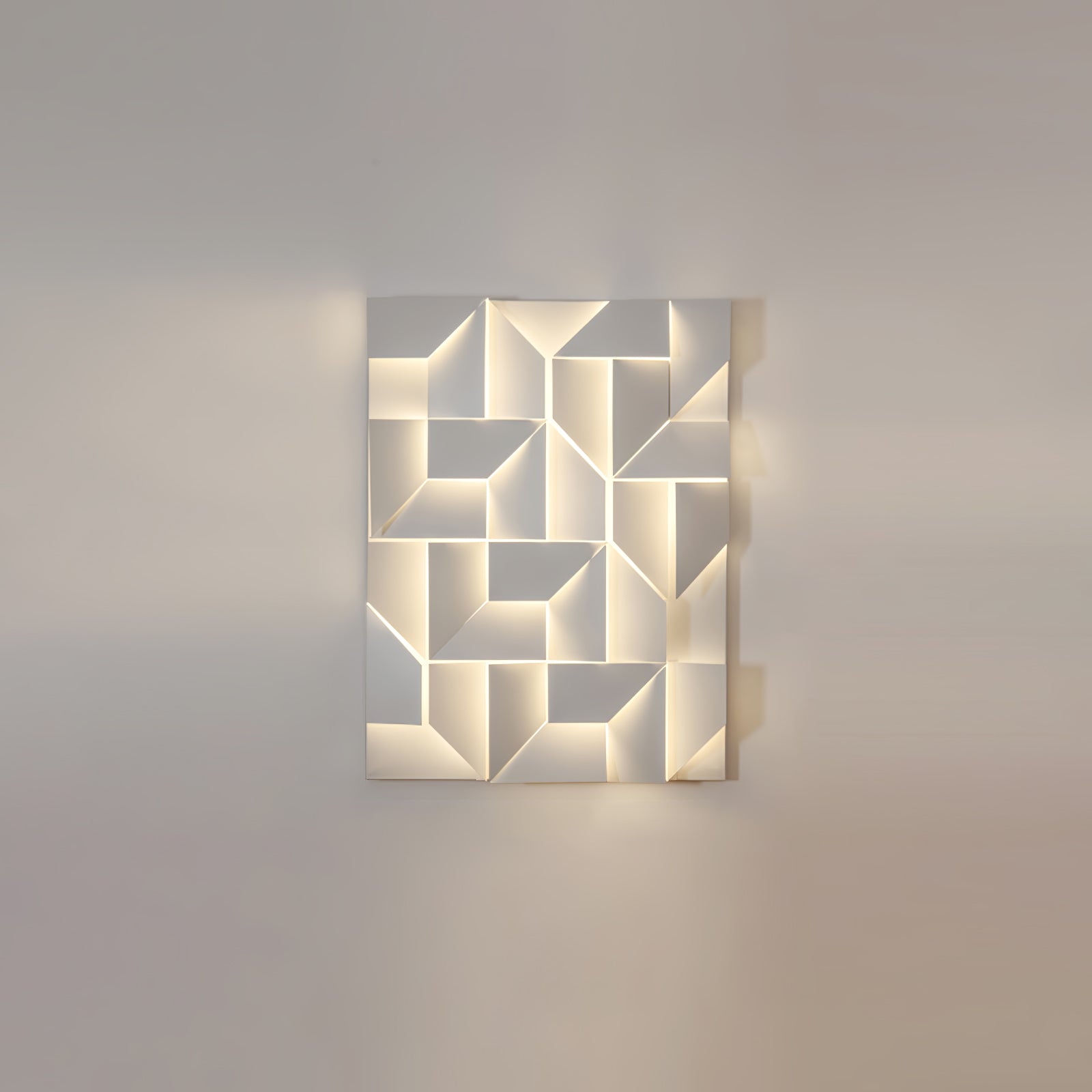 Shadows Grand Plug-in Sconce