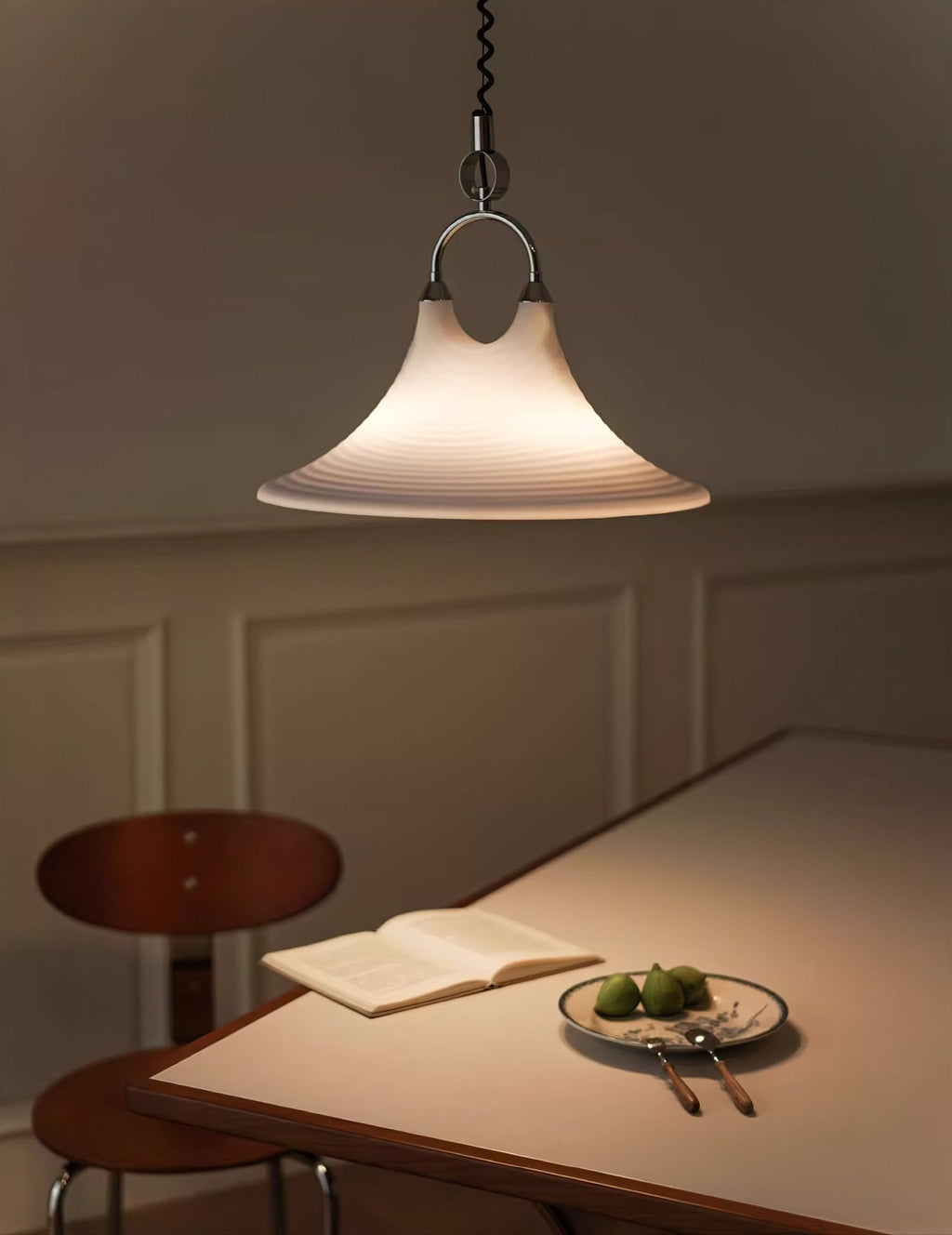Solari Swirl Glass Pendant Light
