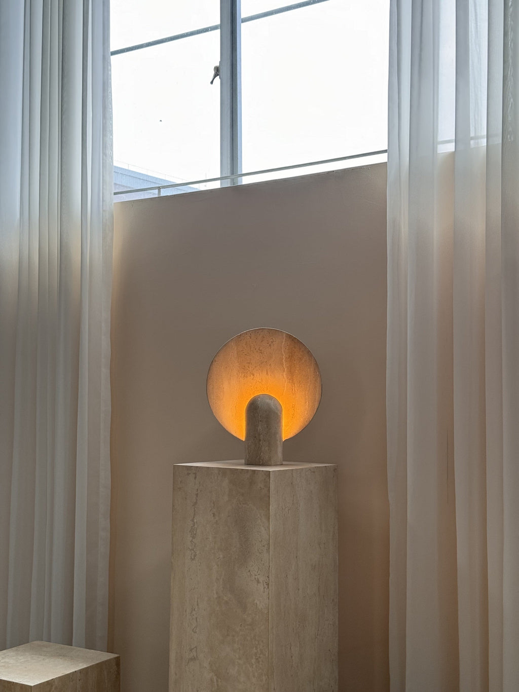 Surface Table Lamp