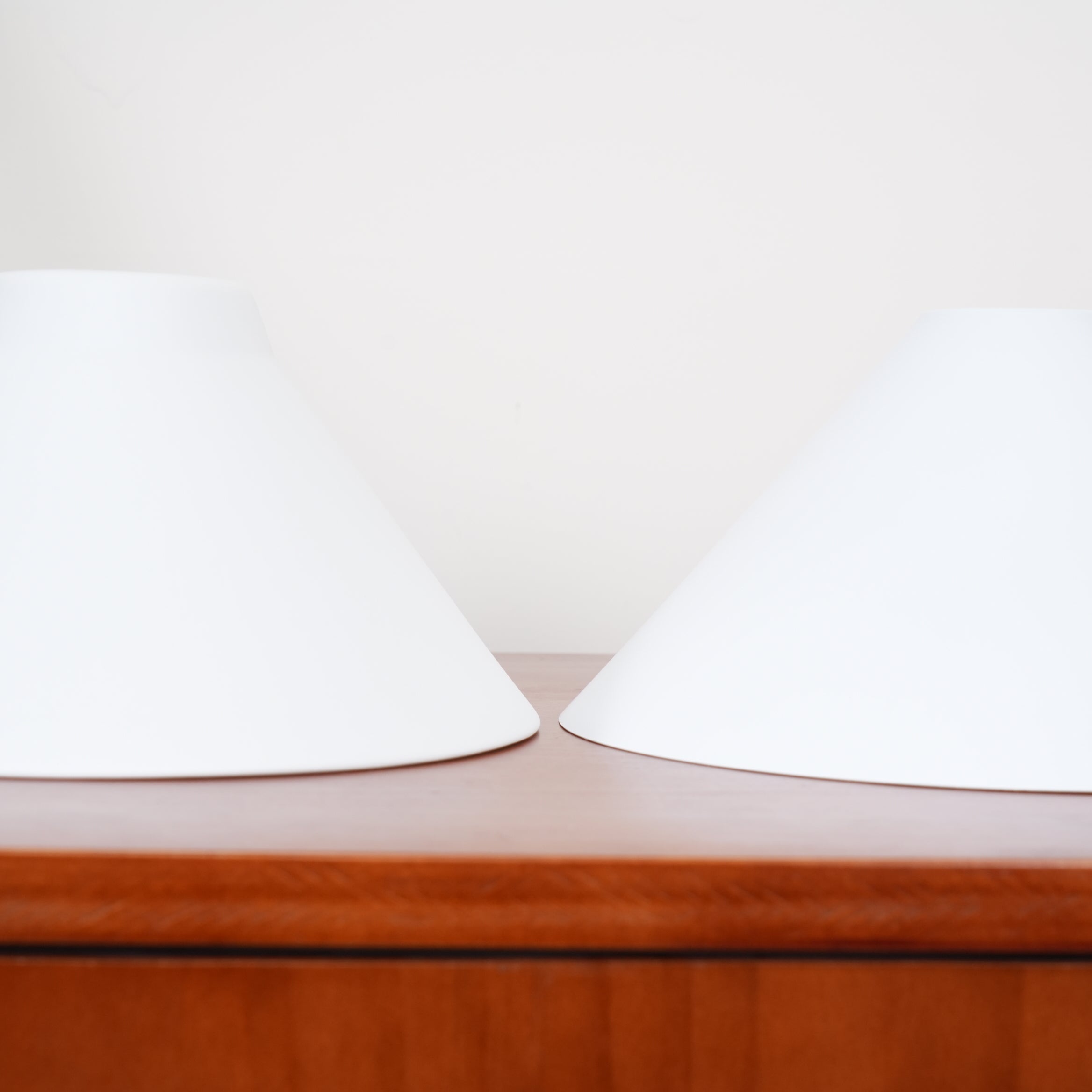 Thetford Wall Lamp