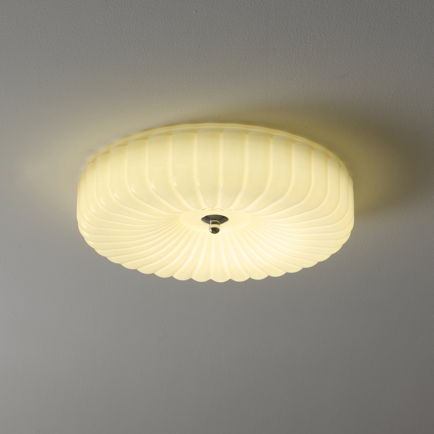 Vivid Ripple Ceiling Light